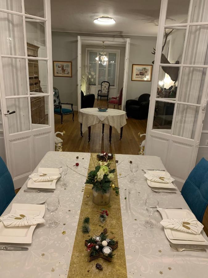 La Maison Bleue « La Charade » Таон-ле-Вож Екстер'єр фото